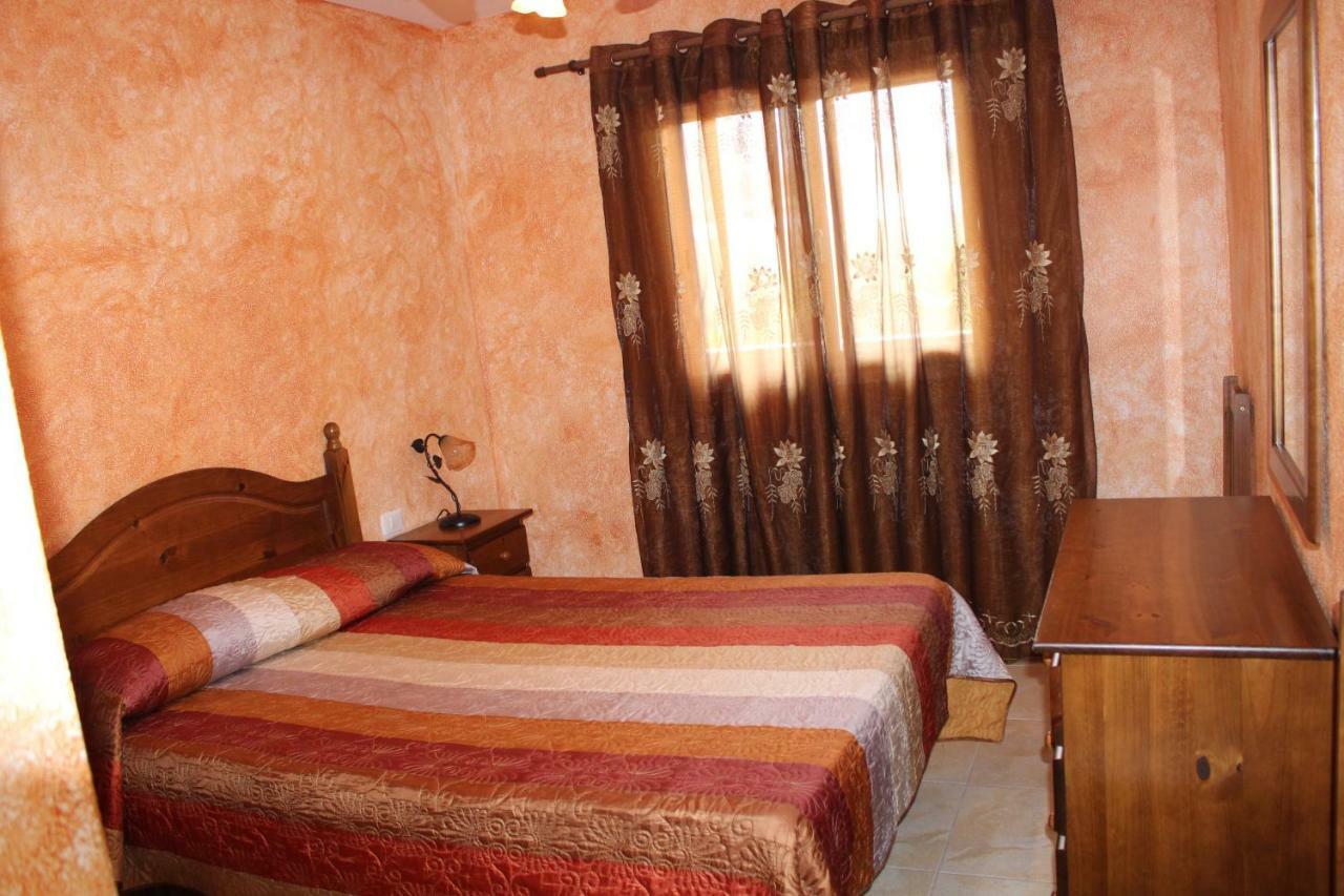 Apartamento Delgado Y Ruiz ปูแอร์ติโต เด กวีมาร์ ภายนอก รูปภาพ