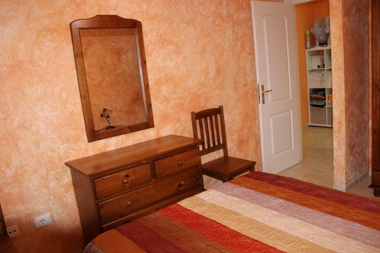 Apartamento Delgado Y Ruiz ปูแอร์ติโต เด กวีมาร์ ภายนอก รูปภาพ