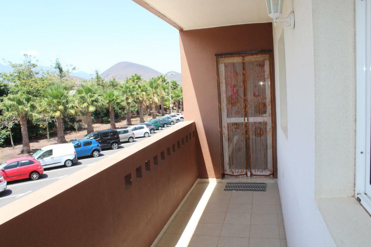 Apartamento Delgado Y Ruiz ปูแอร์ติโต เด กวีมาร์ ภายนอก รูปภาพ