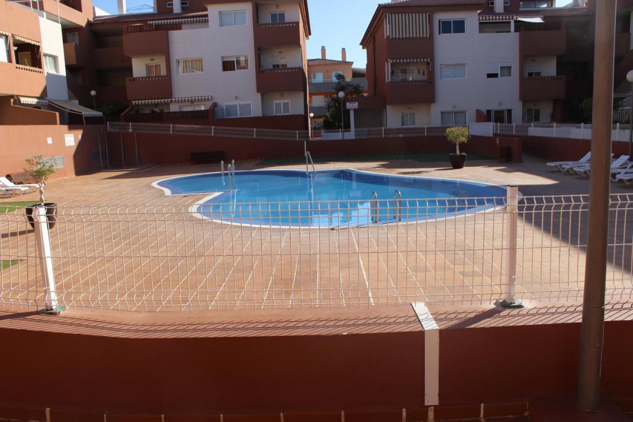 Apartamento Delgado Y Ruiz ปูแอร์ติโต เด กวีมาร์ ภายนอก รูปภาพ