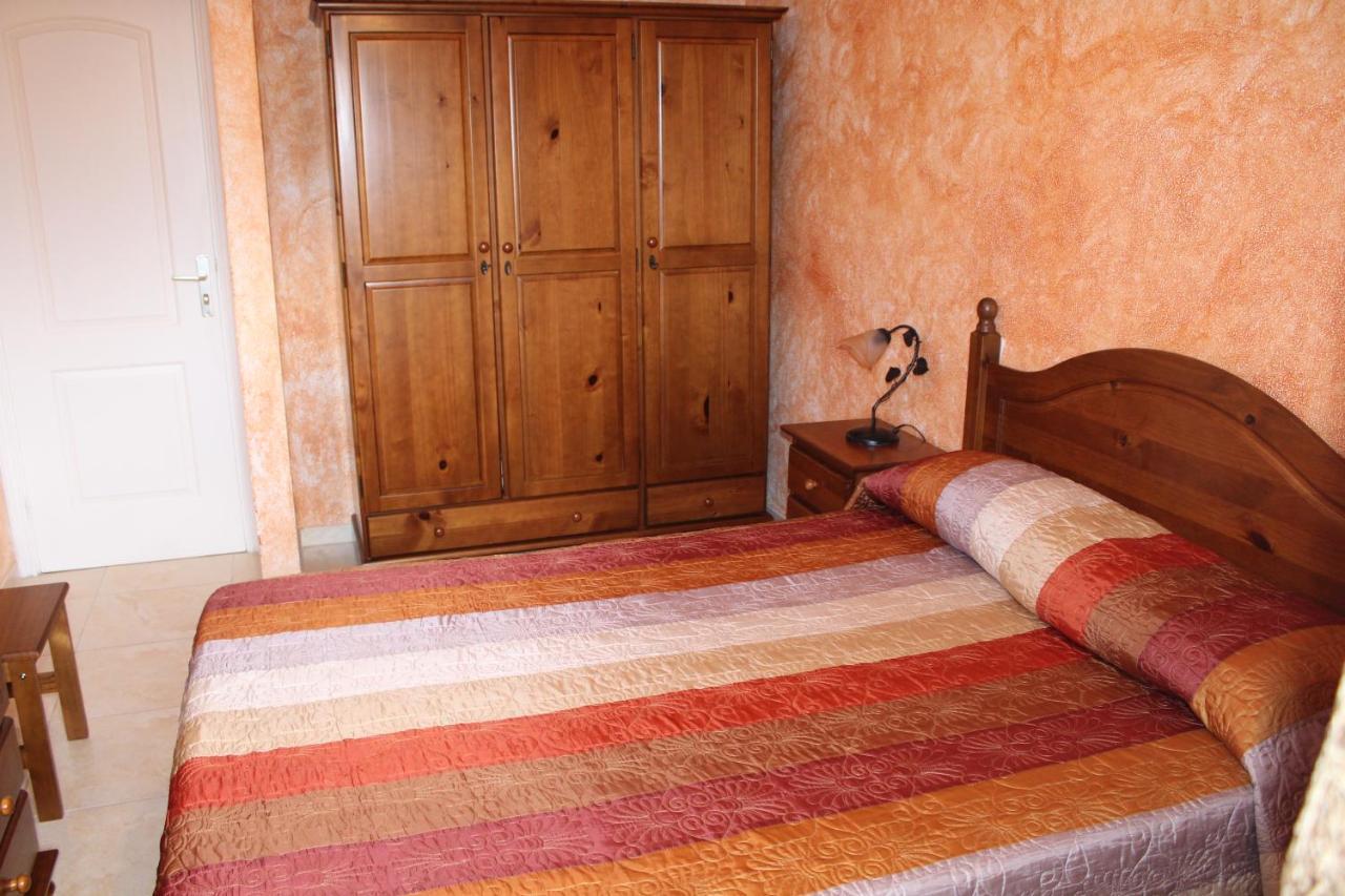 Apartamento Delgado Y Ruiz ปูแอร์ติโต เด กวีมาร์ ภายนอก รูปภาพ